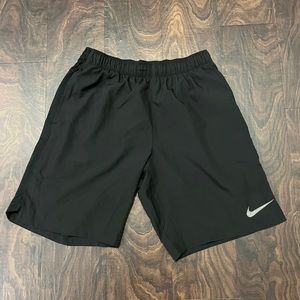 Nike Challenger Men's 9" Unlined Running Shorts